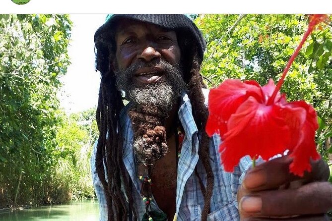 1 Hour Private Rafting Experience in Jamaica - Going upstream before the gentle ride downstream