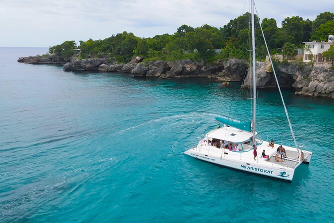 3.5hr Private Catamaran Cruise with Snorkeling, DJ, Bar, Food - Key points to know before you book