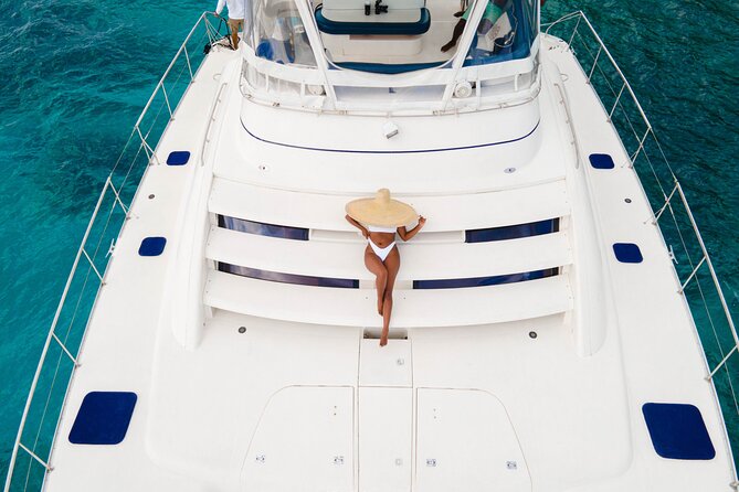 4hr Private Luxury Yacht with Snorkeling, DJ, Bar, Food - A private yacht instead of a crowded cruise