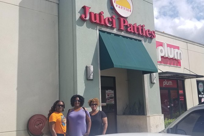 5. Montego Bay Private Highlite Sightseeing, SouvenirShoppingHalfDay Guided Tour - Jerk chicken at Usain Bolt’s Tracks and Records
