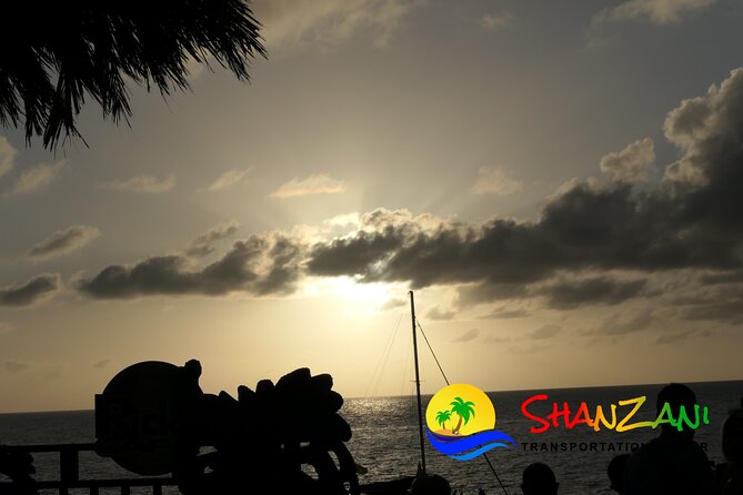 7 Mile Beach & Ricks Cafe with free Shopping experience - A relaxed stretch of Negril 7 Mile Beach