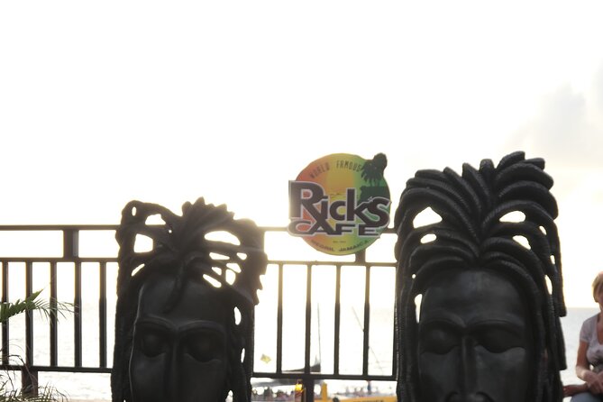 7 Mile Beach & Ricks Cafe with free Shopping experience - Who will enjoy this outing most