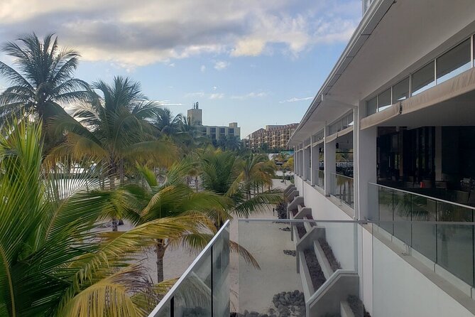 A "Private" Airport Transfer to any Resort in Ocho Rios - Meeting your driver at Sangster International Airport