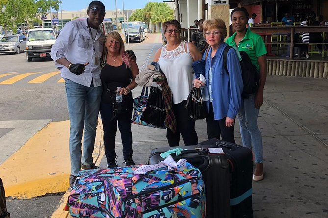 Airport MBJ Round Trip Transfer to Ocho Rios Airbnb Home, Resorts - From MBJ Airport to Ocho Rios in a private car