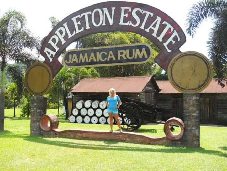 Appleton Estate Rum Tour: Full Day from Montego Bay - Arriving at Appleton Estate