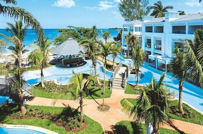 Azul Negril Resort Airport Transfer - Meeting Richard or Ricky at the agreed point