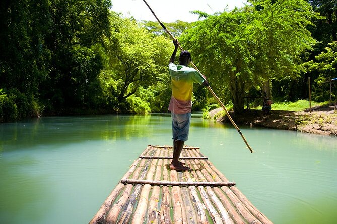 Bamboo rafting and Horseback ridding - A quiet hour on the White River