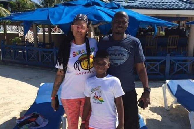 Bamboo Rafting Limestone Foot Massage/Negril 7 Miles Beach/Ricks Cafe Combo - A river ride with a foot massage in the middle