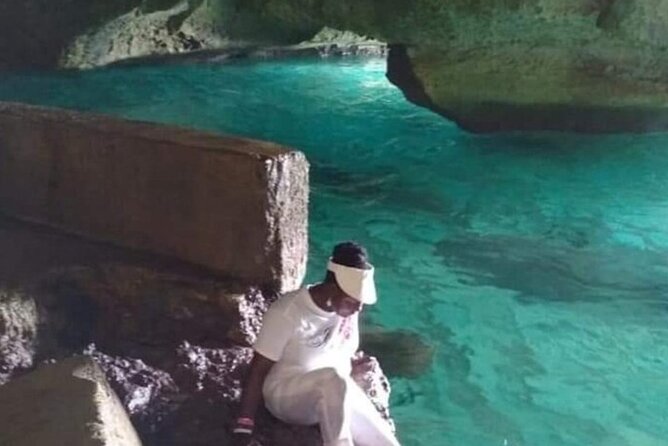 Bamboo Rafting Limestone Foot Massage/Negril 7 Miles Beach/Ricks Cafe Combo - The private guide experience