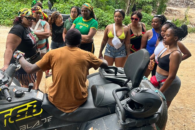 Bamboo Rafting with lime stone - Why the local driver can shape the day