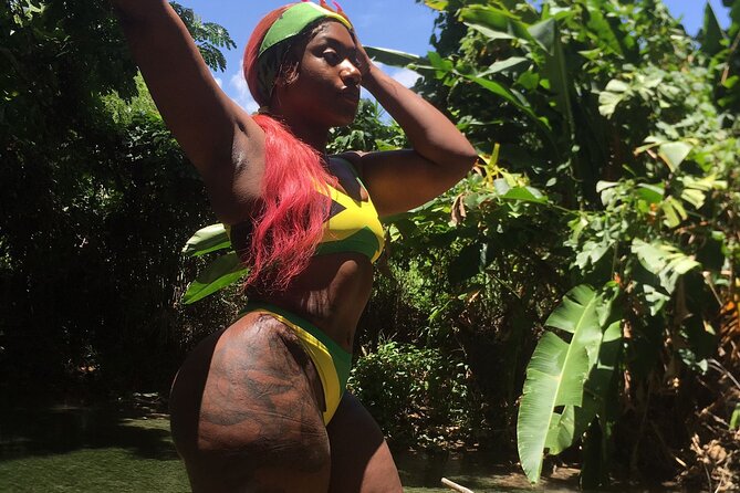 Bamboo River Rafting Experience from Ocho Rios - Jamaican music, river stories, and local character