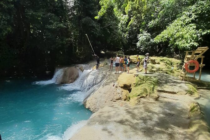 Blue Hole and Beach from Cruise ship Ports or Hotels in Ocho Rios - What $100 includes, and what it does not