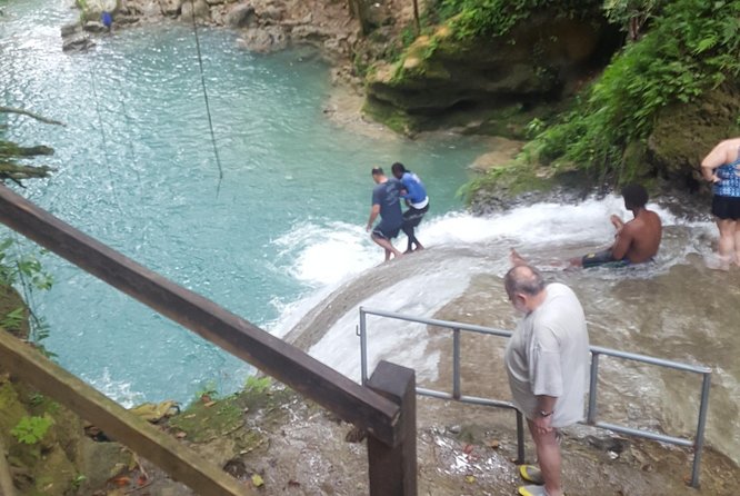 Blue Hole and Dunn's River Adventurous and hiking waterfalls from Ocho Rios - Key points at a glance