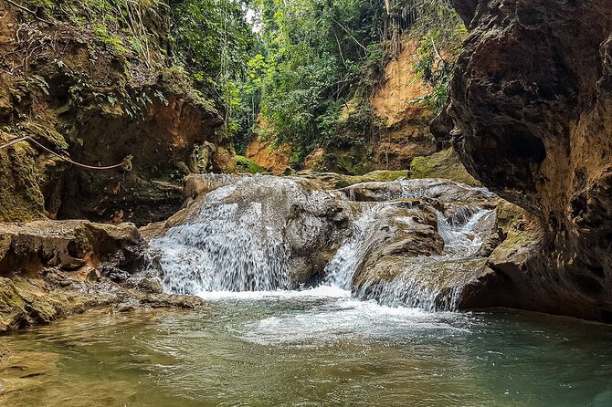 Blue Hole and Dunn's River Falls from Ocho Rios - Who should book this outing?