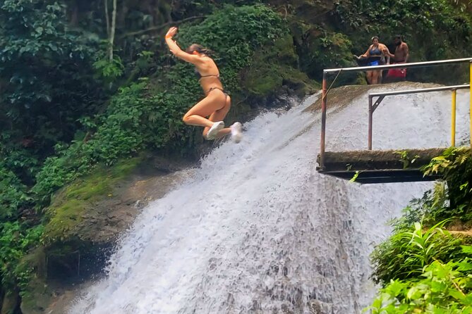 Blue Hole and Dunn's River Falls Ocho rios - Timing, cruise traffic, and the best kind of day