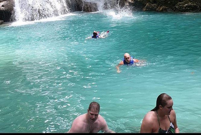 Blue Hole and Dunn's River Falls Private Tour from Montego Bay - Dunn’s River Falls: Jamaica’s classic climb