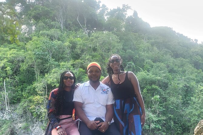 Blue Hole and River Rafting in Ocho Rios - What the private format is really worth