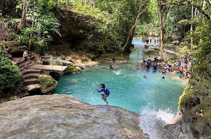 Blue Hole and River Rapids Adventure - What the guide adds to the day
