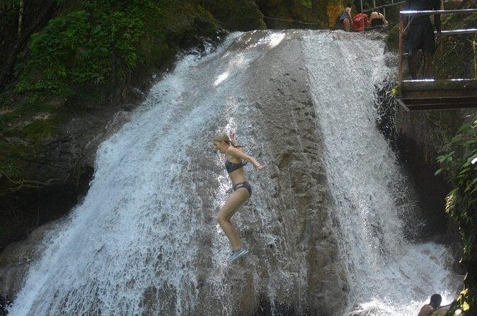 Blue Hole and Secret Falls plus Dunn's River Falls Combo Tour - What to bring for a wet, active day