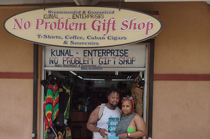 Blue Hole and Shopping in Ocho Rios Jamaica - The role of the guides and driver