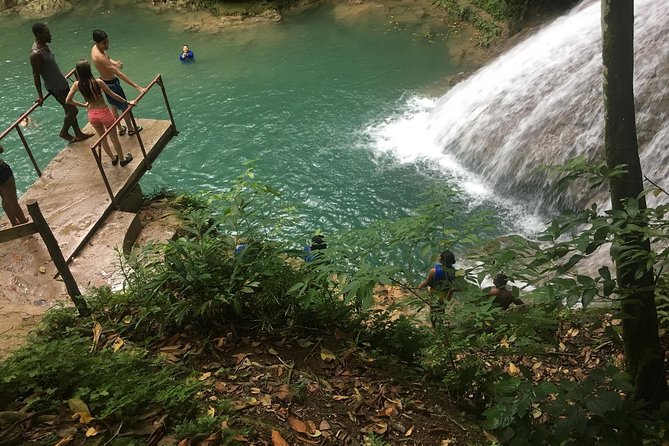 Blue Hole & Jamaica Sightseen Tour Included Transportation - Guides Add the Personal Touch