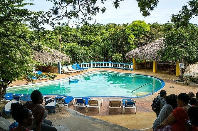 Blue Hole Mineral Spring and Rick's Cafe - A private tour can be worth the $128 price