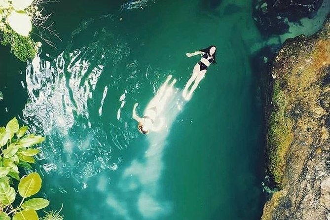 Blue Hole Mineral Spring and Ricks Cafe Private Tour - Key points to know before booking