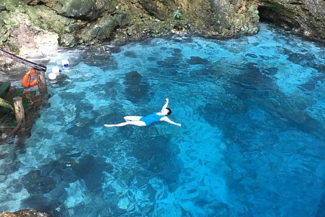 Blue Hole Mineral Spring plus Weed Farm Combo Tour with Transportation - The Blue Hole spring is the day’s big moment