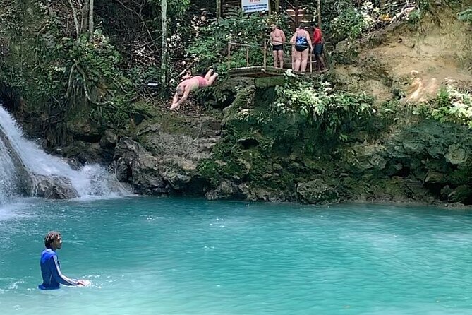 Blue Hole Ocho Rios - How the private group changes the day