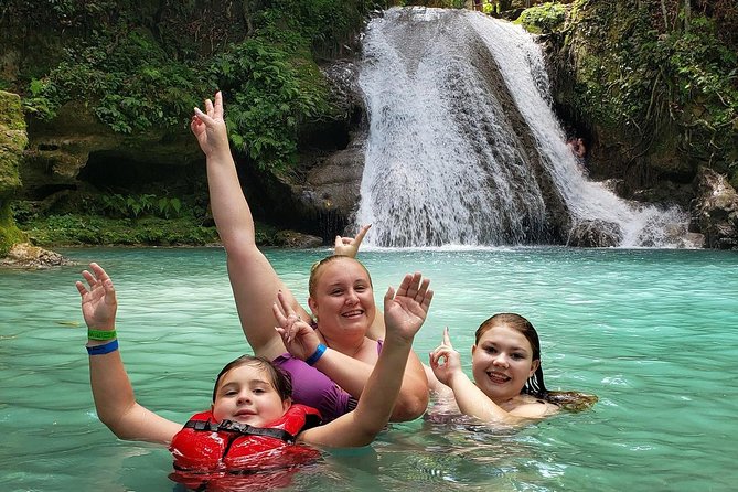 Blue Hole Ocho Rios (Island Gully Falls) - Practical preparation for a safer visit