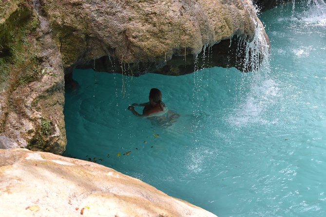 Blue Hole plus Secret Falls & Dunn's River Falls from Grand Palladium - Blue Hole and Secret Falls in the hills