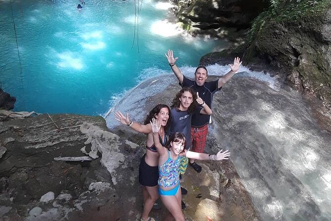 Blue Hole Private Tour from Ocho Rios - Rain, timing, and the value of a private vehicle