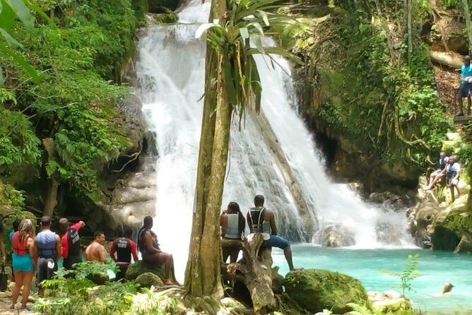 Blue Hole/Secert falls and Dunns River Combo Tour - Blue Hole and Secret Falls: two hours in a rainforest park