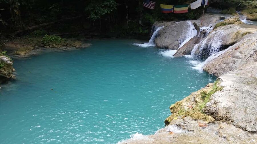 Blue Hole, Secret Falls, and Dunn's River Falls Combo Day-Tr - Packing advice for a wet, active day