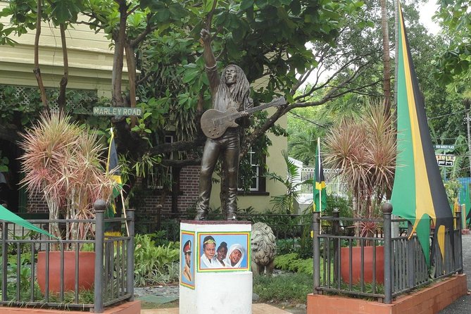 Bob Marley Museum Admission & Tour from Ocho Rios - Why this Kingston trip is worth considering