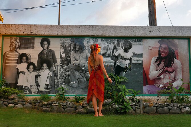 Bob Marley Museum Full Day Tour from Montego bay - The long road from Montego Bay to Kingston