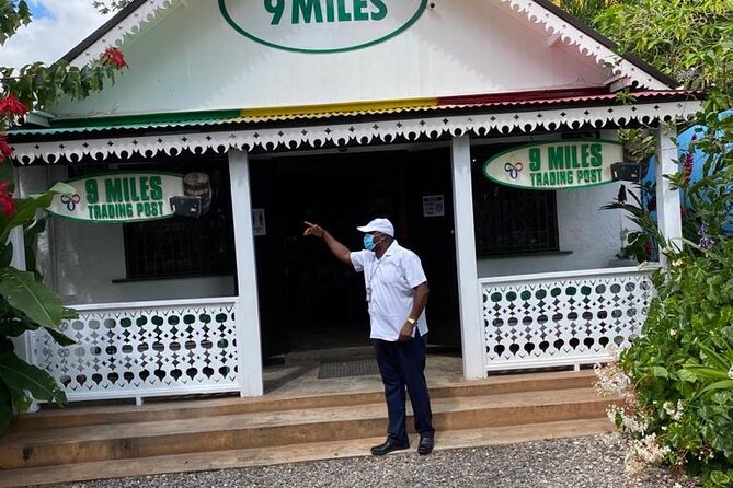 Bob Marley Nine Mile Sightseeing Tour from Falmouth - Columbus Park and the landing site at Discovery Bay