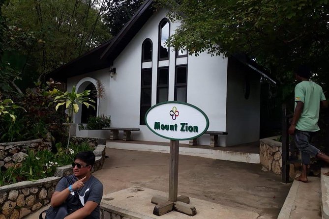 Bob Marley Nine Mile Tour - From Montego Bay - The mausoleum and meditation rock