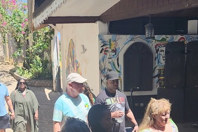 Bob Marley Nine Miles Shuttle with admissions. . - Inside the grounds and mausoleum