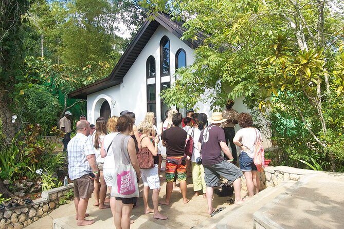 Bob Marley Nine Miles, sightseeing and local food and fruit stop - Key points to know before booking