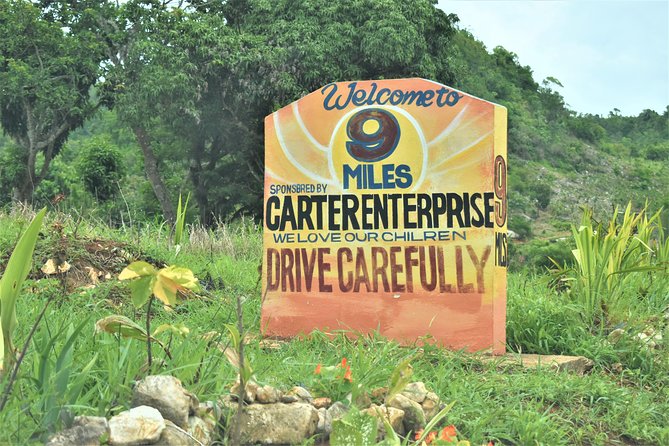 Bob Marley's Nine Mile Day-Trip with Admission & Guided Tour from Runaway Bay - The church, mausoleum, and final resting place