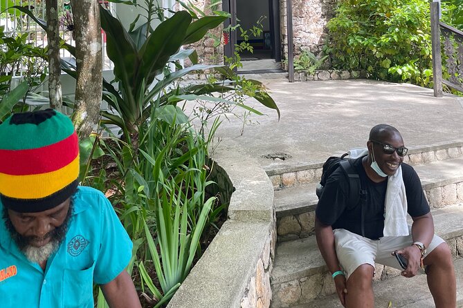 Bob Marley's Nine Mile Mausoleum Tour (Complimentary Rum Punch) - The driver can shape the whole day
