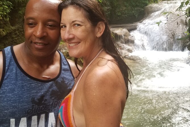 Chuck Norris Secret Falls/Blue Hole - Small-group benefits and possible delays