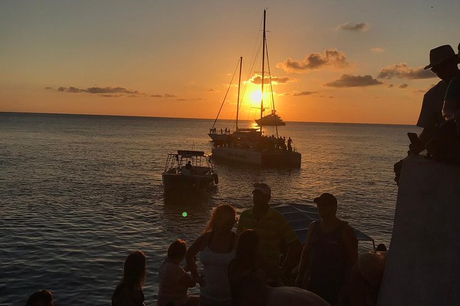 Cliff jumping and Sunsets - Two hours at the cliffs