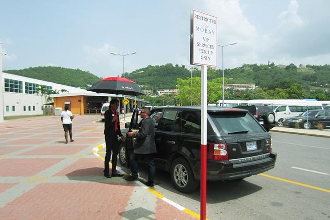 Club Mobay Fast Track Lounge with Private Airport Shuttle - Who should book Club Mobay?