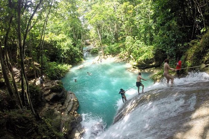 Cool Blue Hole from Ocho Rios - Entering Cascade Blue Hole