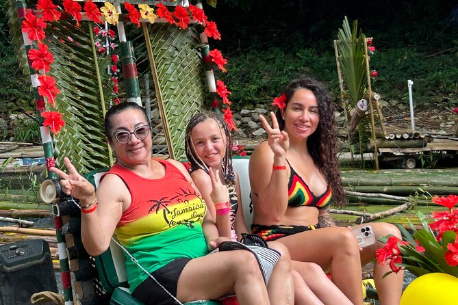 Customized Happy Hour Bamboo Rafting+Limestone Massage + Shopping - The bamboo raft ride lasts up to an hour