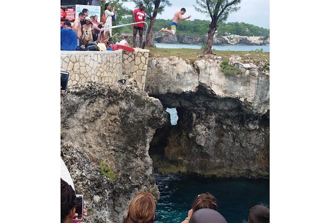 Day Tour Negril Beach & Ricks Cafe - Should you book it?