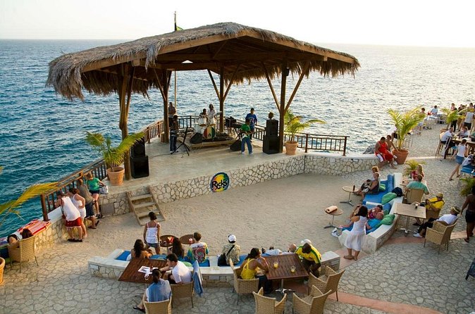 Day-Trip to Rick's Cafe from Montego Bay - Watching the sun go down over Negril