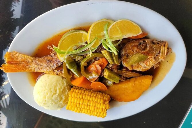 Dinner or Lunch with Pickup from Montego Bay - The Driver Experience: Helpful Service, Limited Food Commentary